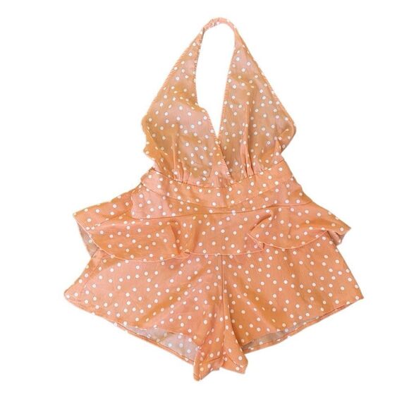 NWOT Pretty Little Thing Polkadot Halter Playsuit/Romper. Size 8. - Picture 2 of 10